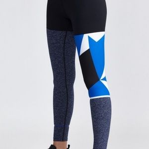 SALE EUC Under Armour Skinny Graphic Leggng Blue S